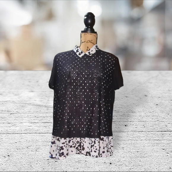 Elle eyelet mock layered top size L - Picture 9 of 14